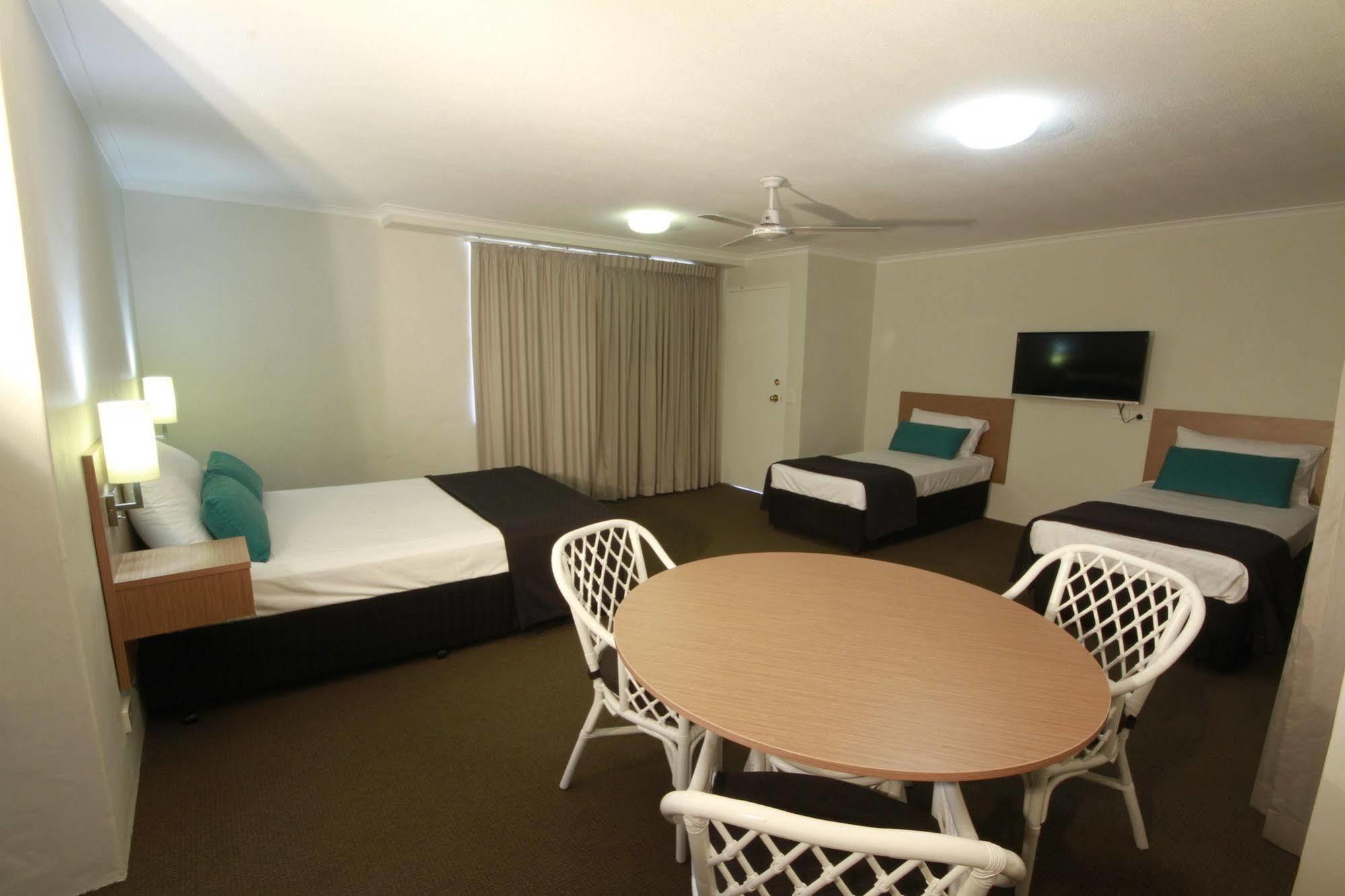 Darcy Arms Hotel Motel Guldkusten Exteriör bild