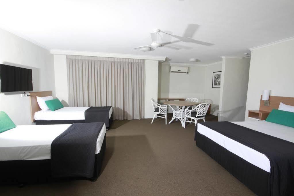 Darcy Arms Hotel Motel Guldkusten Exteriör bild